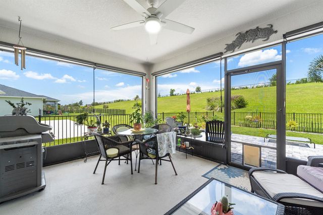 10788 SW Vasari Way, Port St. Lucie, FL 34987