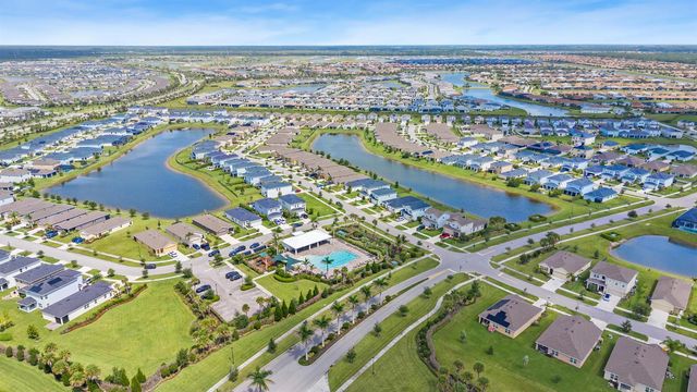 10788 SW Vasari Way, Port St. Lucie, FL 34987