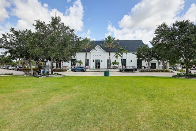 10788 SW Vasari Way, Port St. Lucie, FL 34987
