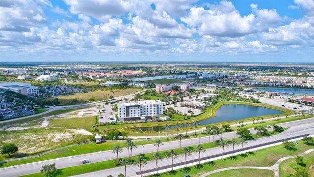 10788 SW Vasari Way, Port St. Lucie, FL 34987