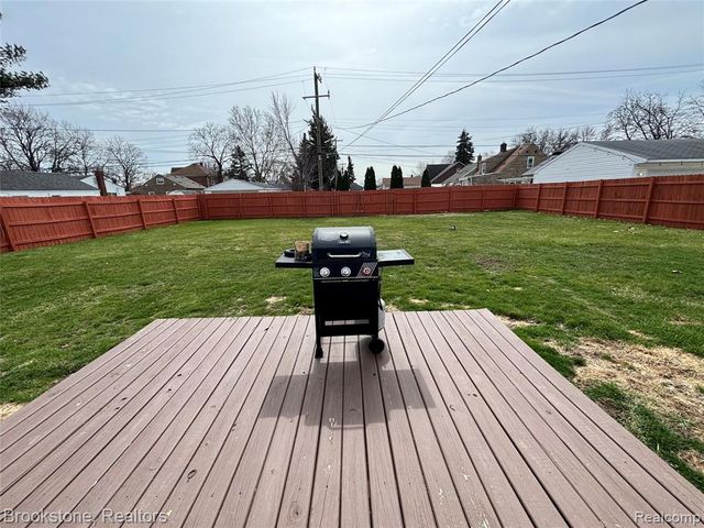 19235 Philomene Boulevard, Allen Park, MI 48101