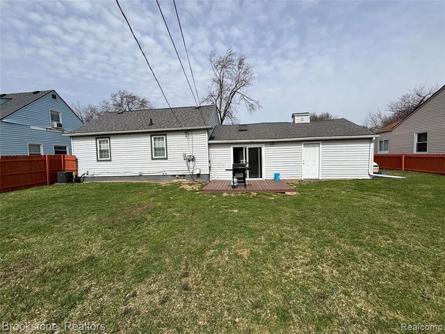 19235 Philomene Boulevard, Allen Park, MI 48101