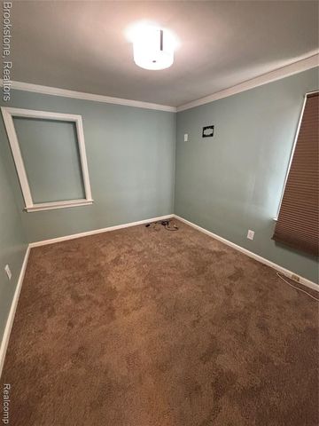 19235 Philomene Boulevard, Allen Park, MI 48101