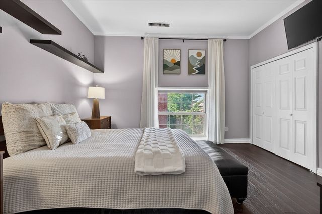 54 Forest St 411, Medford, MA 02155