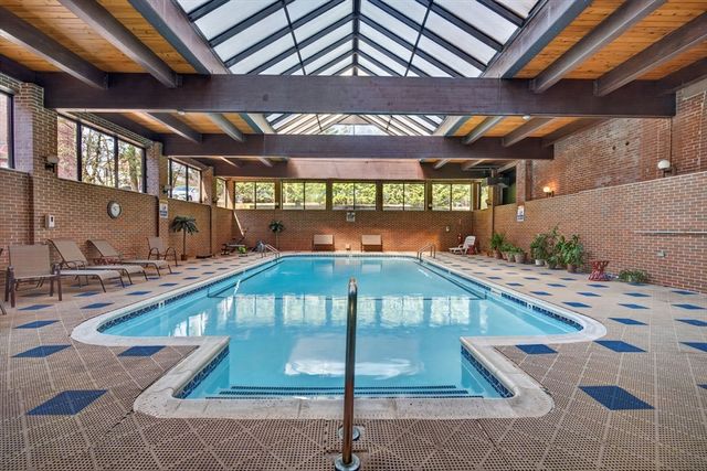 54 Forest St 411, Medford, MA 02155