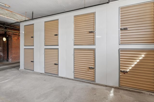 54 Forest St 411, Medford, MA 02155