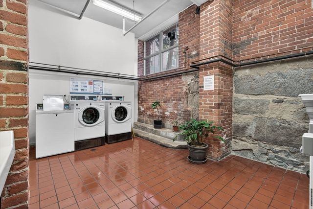 54 Forest St 411, Medford, MA 02155