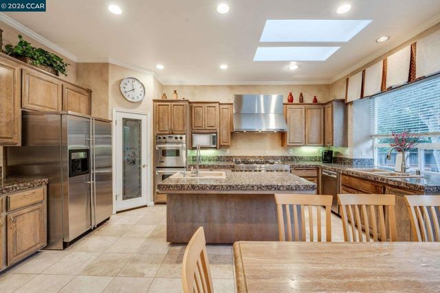 1105 Peacock Creek Drive, Clayton, CA 94517