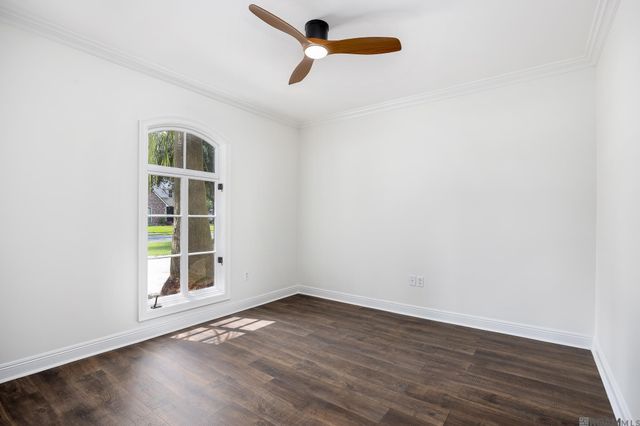 10417 Oakline Dr, Baton Rouge, LA 70809