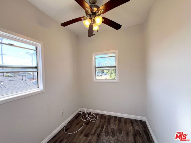 345 W 45th Street 7, Los Angeles, CA 90037