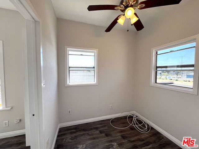 345 W 45th Street 7, Los Angeles, CA 90037
