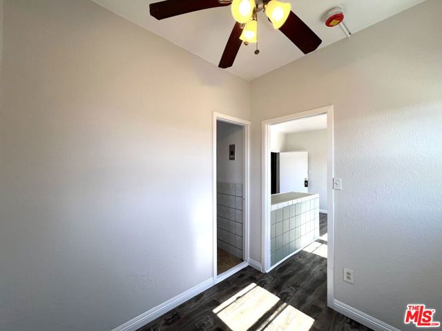 345 W 45th Street 7, Los Angeles, CA 90037