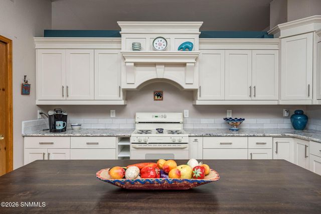 4300 Diamondback Drive, Las Cruces, NM 88011