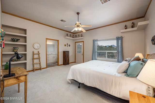 4300 Diamondback Drive, Las Cruces, NM 88011