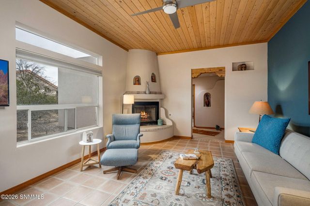 4300 Diamondback Drive, Las Cruces, NM 88011