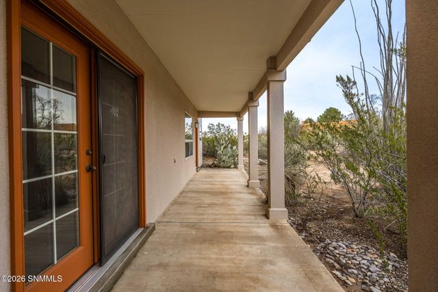 4300 Diamondback Drive, Las Cruces, NM 88011