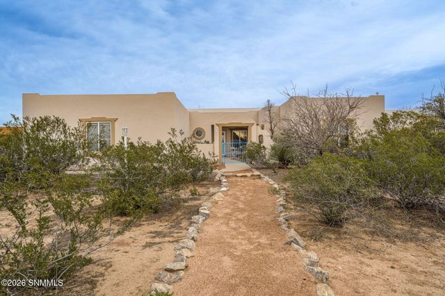 4300 Diamondback Drive, Las Cruces, NM 88011