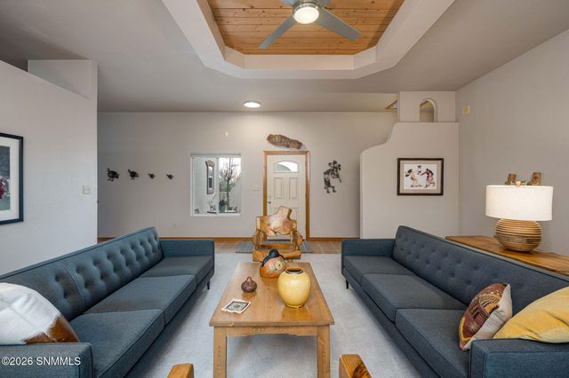 4300 Diamondback Drive, Las Cruces, NM 88011