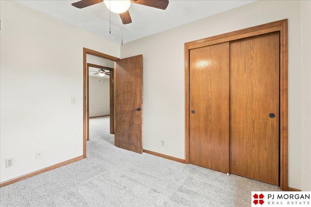 8035 Vernon Avenue, Omaha, NE 68134