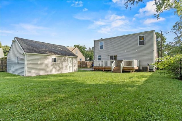 12 Greenbrier RD, Portsmouth, VA 23707