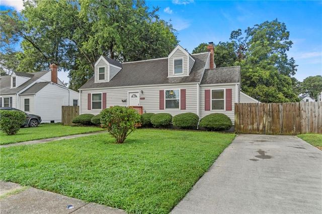 12 Greenbrier RD, Portsmouth, VA 23707