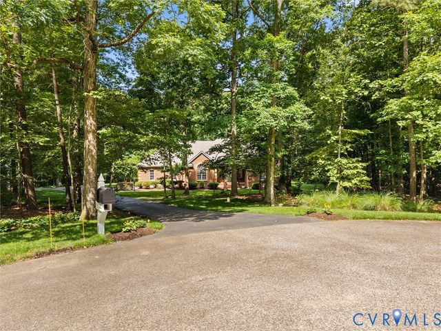 2821 Lightner Ct, Powhatan, VA 23139
