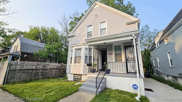 2520 Seyburn Street, Detroit, MI 48214