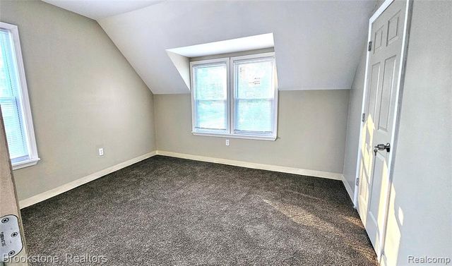 2520 Seyburn Street, Detroit, MI 48214