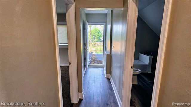 2520 Seyburn Street, Detroit, MI 48214