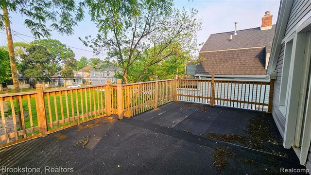 2520 Seyburn Street, Detroit, MI 48214