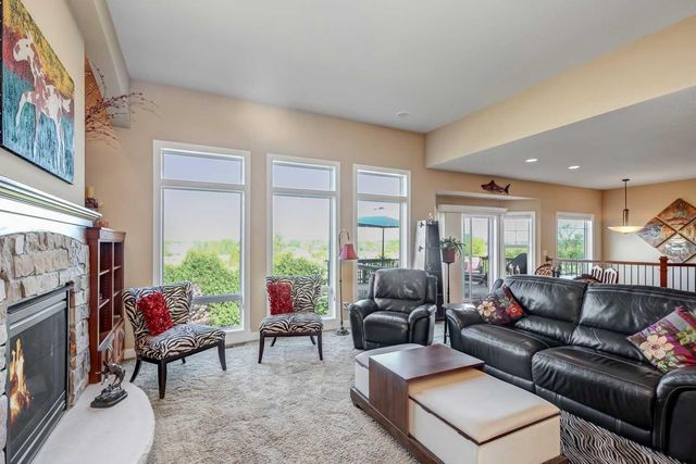 4430 Bluebell Trail S, Medina, MN 55340