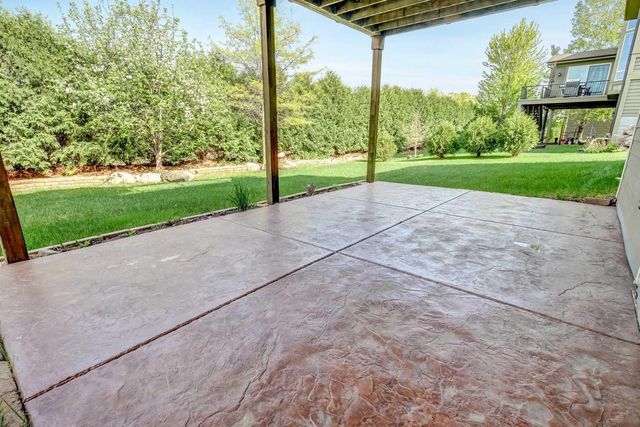 4430 Bluebell Trail S, Medina, MN 55340