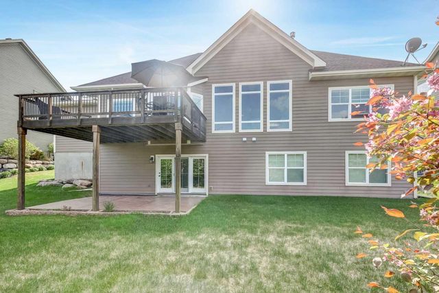 4430 Bluebell Trail S, Medina, MN 55340