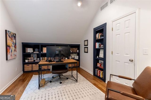 1231 Meadowmist Way SW, Marietta, GA 30064