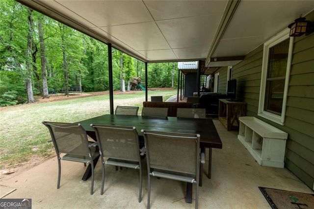 1231 Meadowmist Way SW, Marietta, GA 30064
