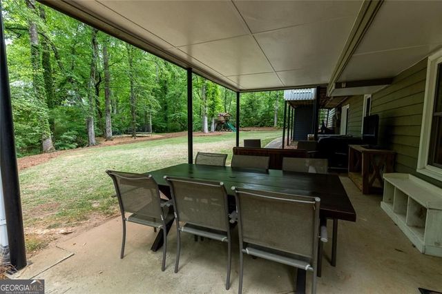 1231 Meadowmist Way SW, Marietta, GA 30064