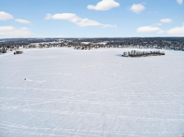 36 EMS W31A Lane, North Webster, IN 46555