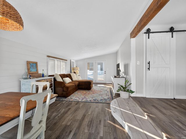 36 EMS W31A Lane, North Webster, IN 46555