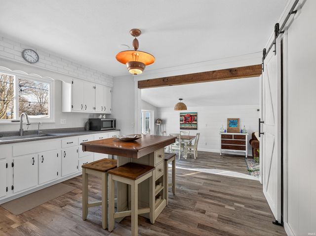 36 EMS W31A Lane, North Webster, IN 46555