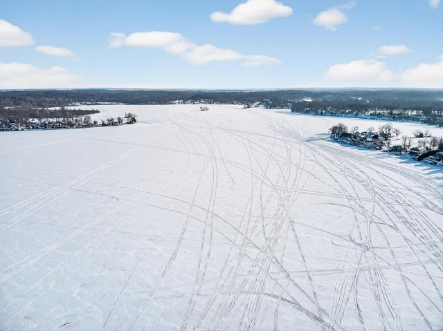 36 EMS W31A Lane, North Webster, IN 46555