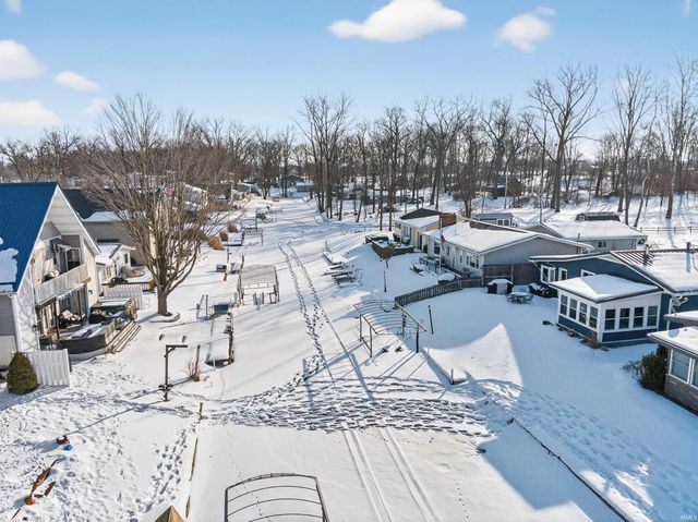 36 EMS W31A Lane, North Webster, IN 46555