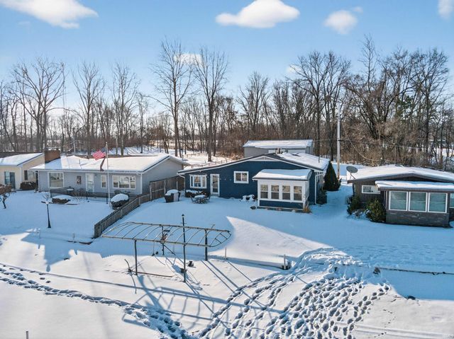 36 EMS W31A Lane, North Webster, IN 46555