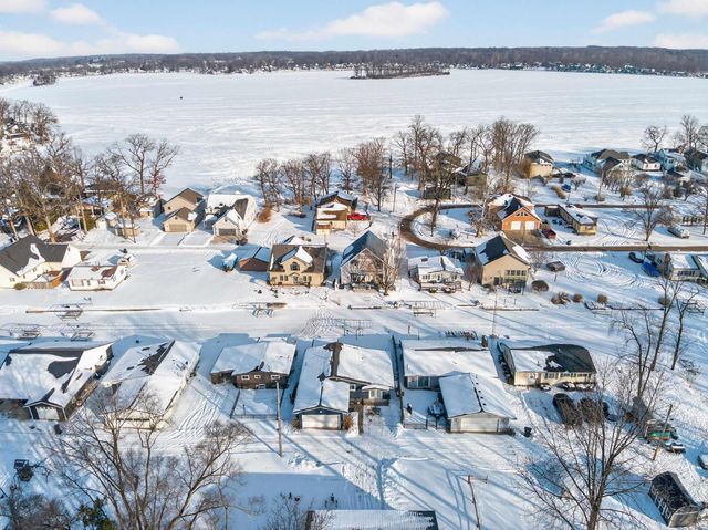 36 EMS W31A Lane, North Webster, IN 46555