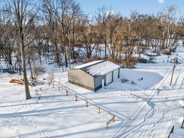 36 EMS W31A Lane, North Webster, IN 46555