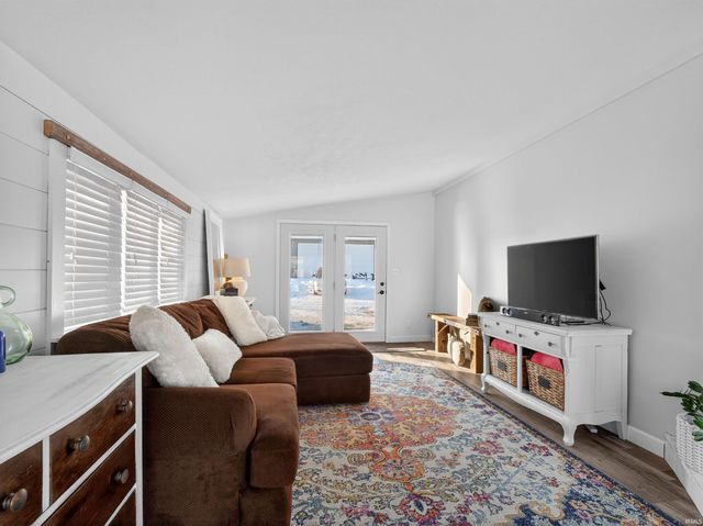 36 EMS W31A Lane, North Webster, IN 46555