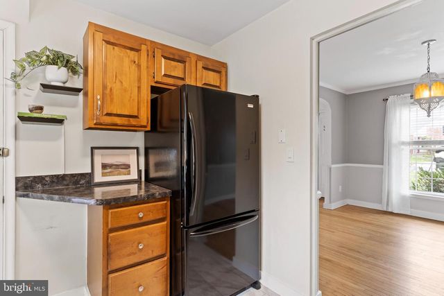 1607 CHATHAM RD, Camp Hill, PA 17011