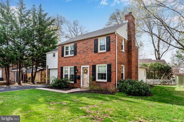 1607 CHATHAM RD, Camp Hill, PA 17011