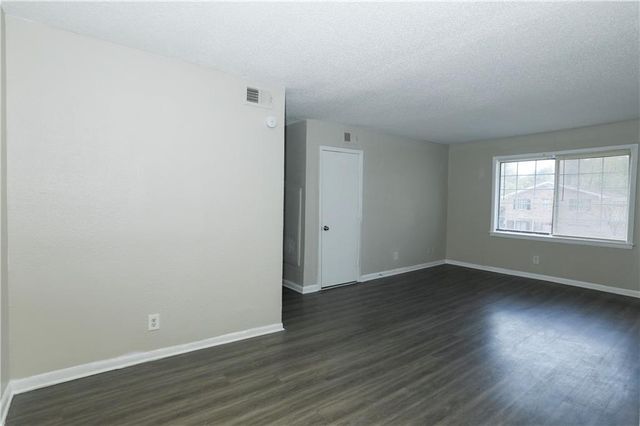 2065 Alison Court Unit 7, Atlanta, GA 30311