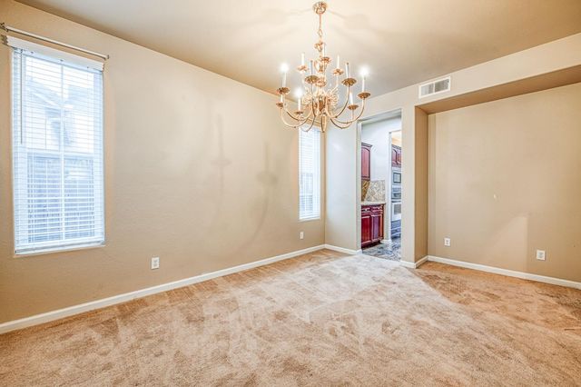 11078 Sawtooth Peak Way, Clovis, CA 93619