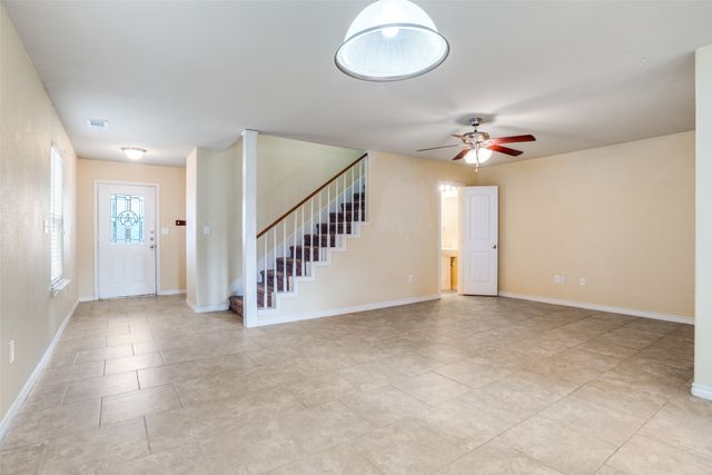 809 E College Street, Princeton, TX 75407